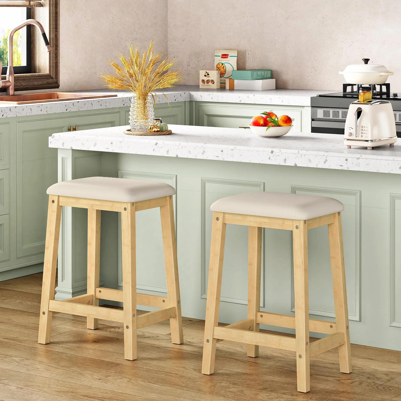 HOOBRO Bar Stools, Set of 2 Bar Chairs, Counter Height Bar Stools, PU Upholstered Kitchen Stools, 24 Inch Bamboo Saddle Stools with Footrests, for Kitchen, Dining Room, Bar, Beige and Natural YE04MD01