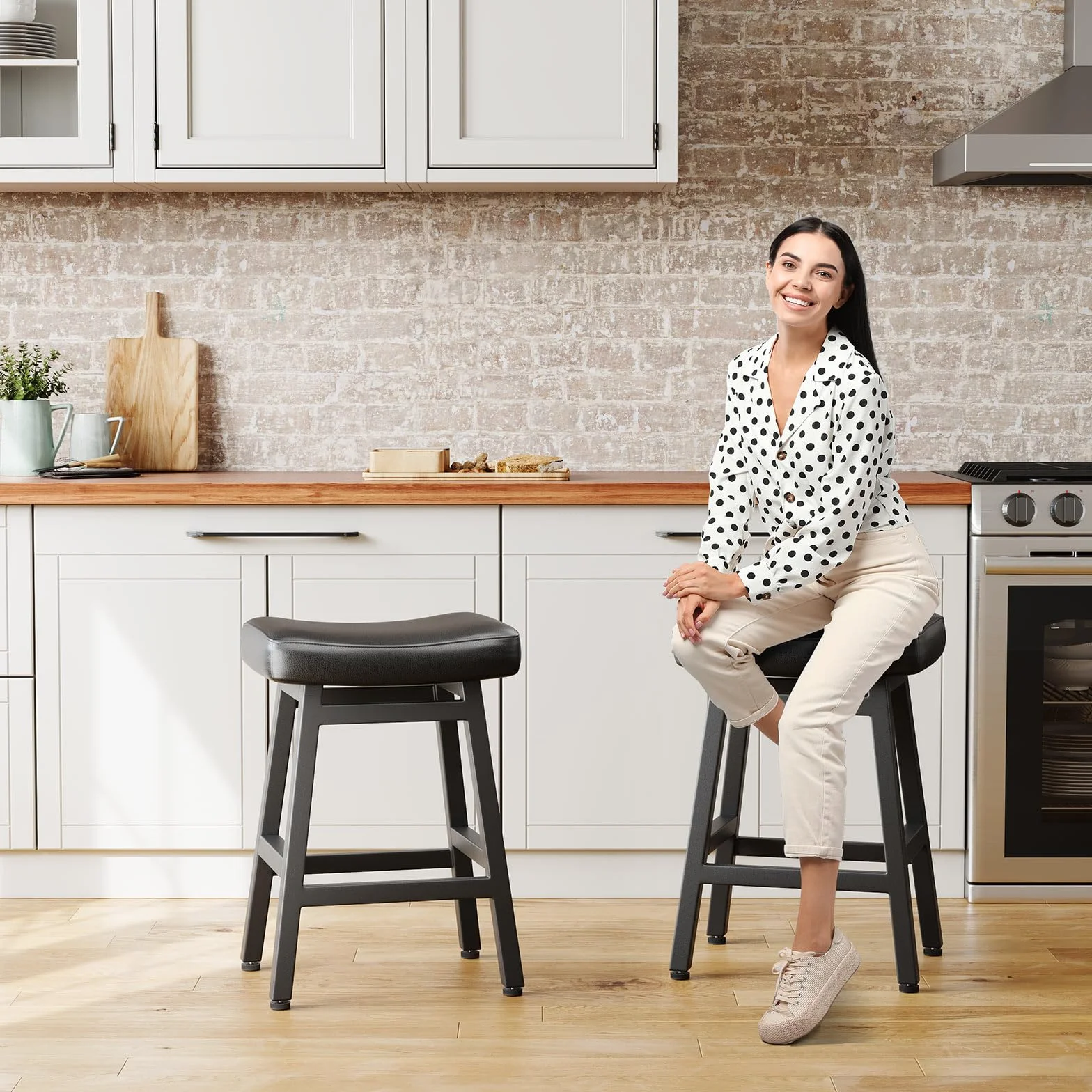 Raynesys 24 Inche Bonded Leather Counter Height Bar Stools Set of 2 Curved | Barstools with Curved Bonded Leather Seats & Heavy Duty Metal Legs for Kitchen Counter, Easy Assembly, All Black