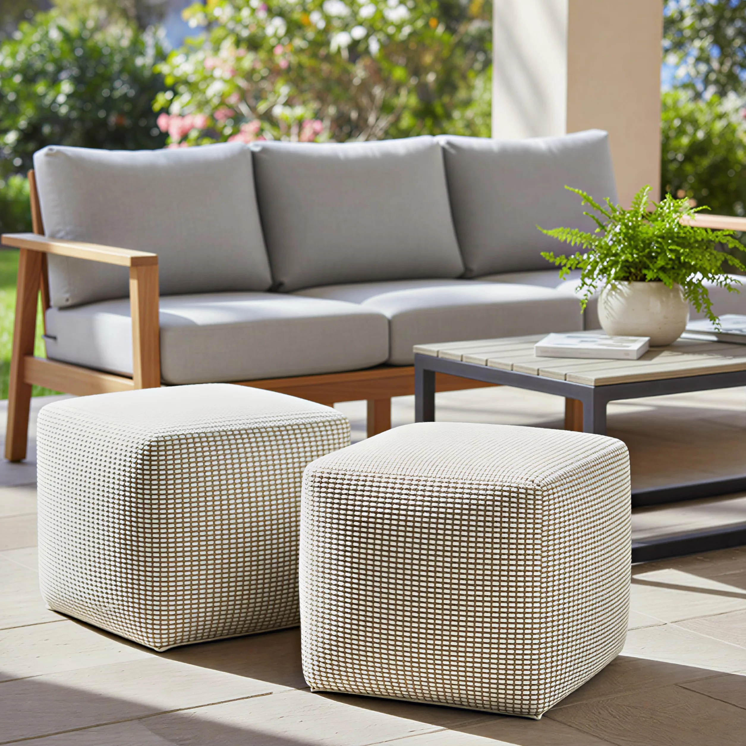 SIMPLIHOME Zelma Square Pouf – 18 inch Wide Upholstered PET Polyester Ottoman in Dune Beige, Boho Indoor/Outdoor Footstool or Extra Seating for Living Room or Patio, Assembled